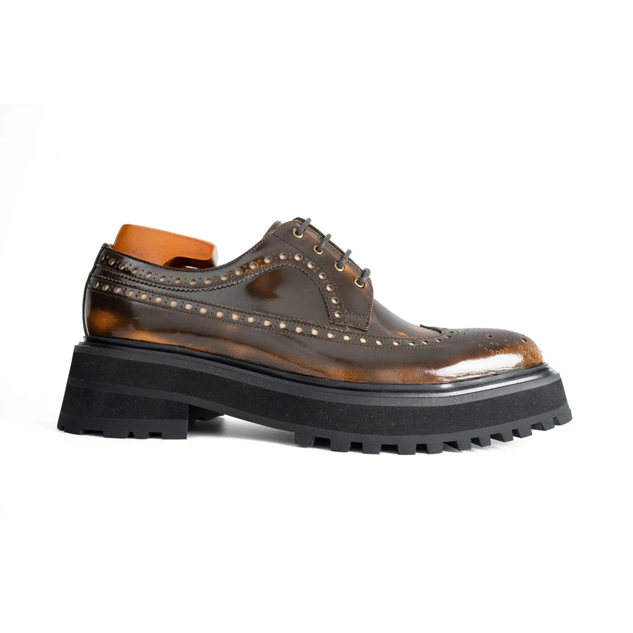 Derby Wingtip poli en cuir de veau marron