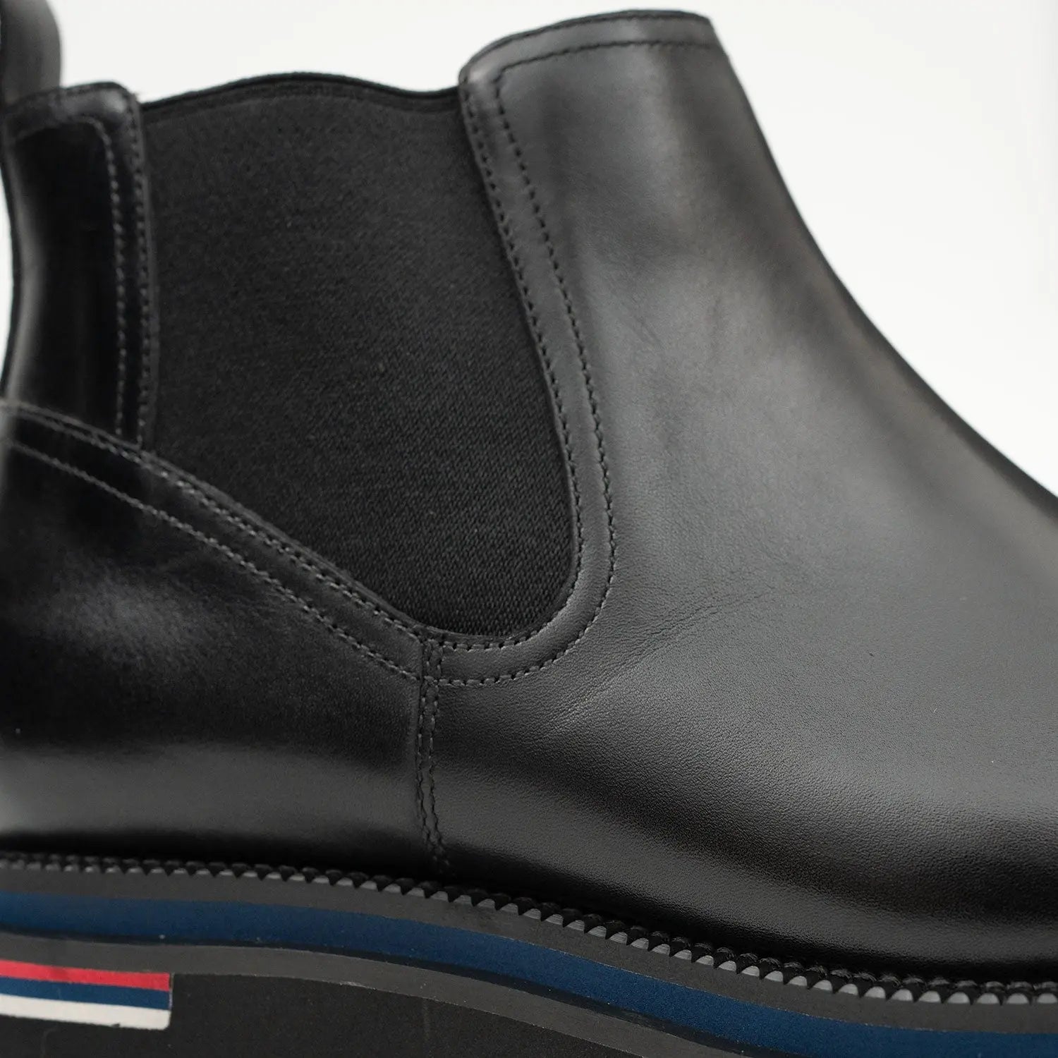 Handmade black calfskin Chelsea boots DIVINCH