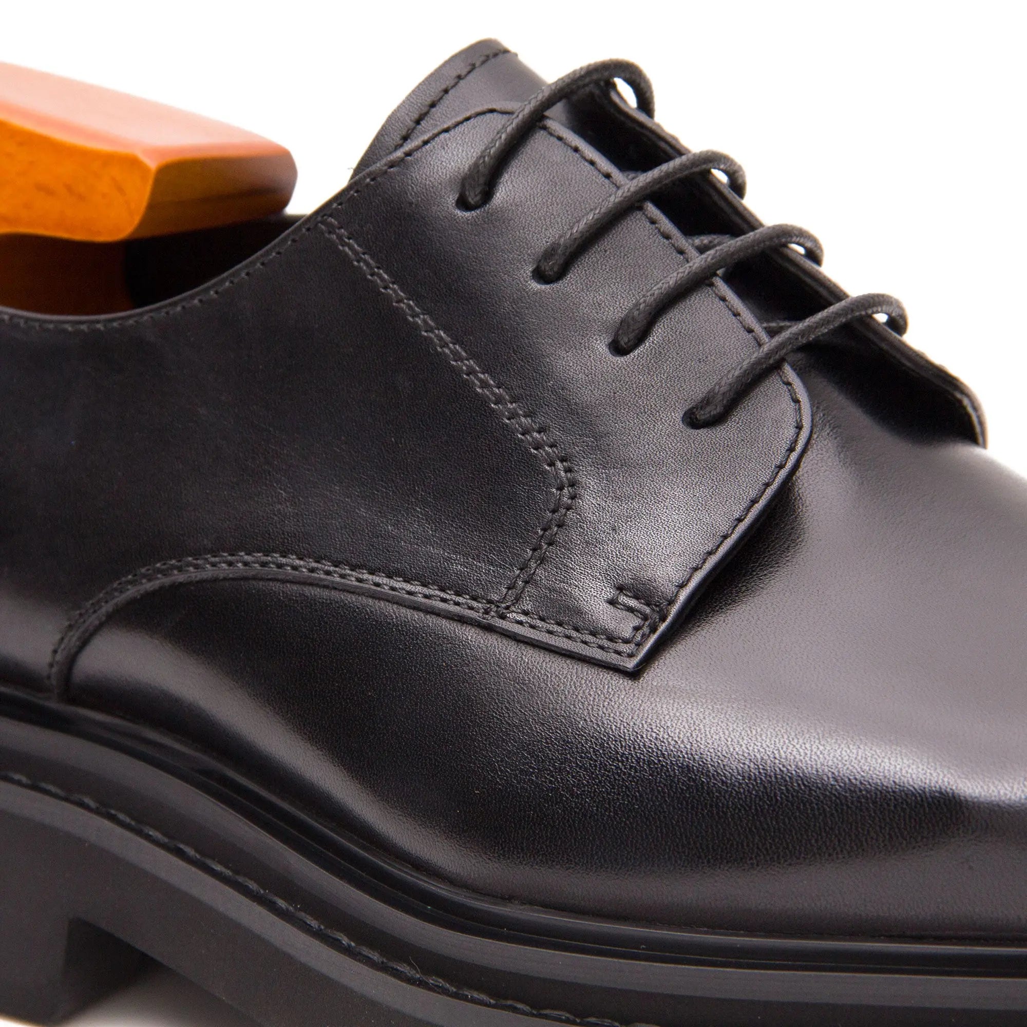 Black leather derby with pull tab - Divinch