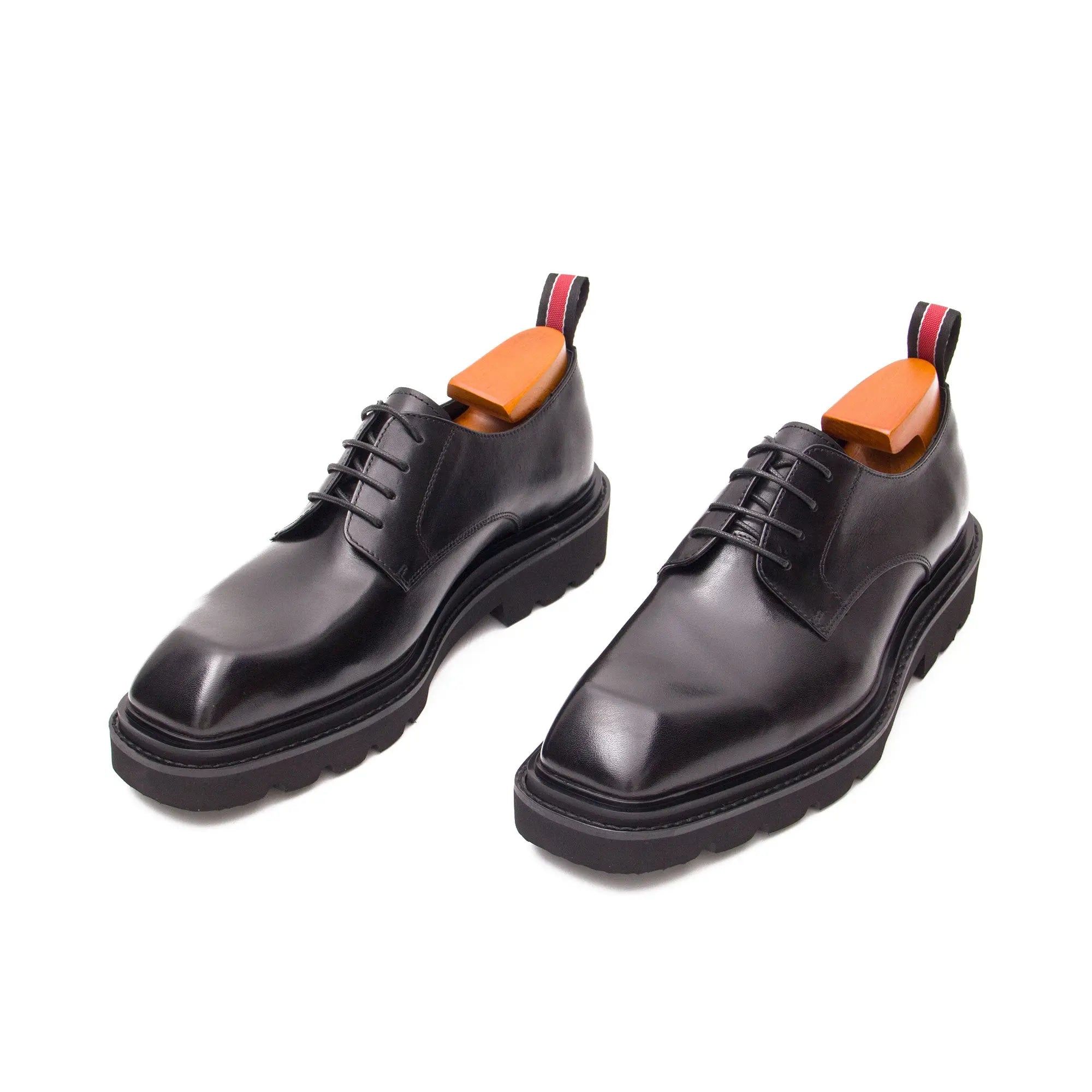 Black leather derby with pull tab - Divinch