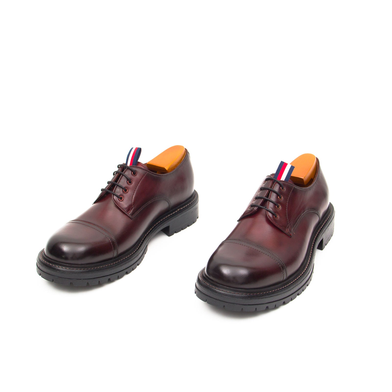 Big Cap Toe Derby shoes