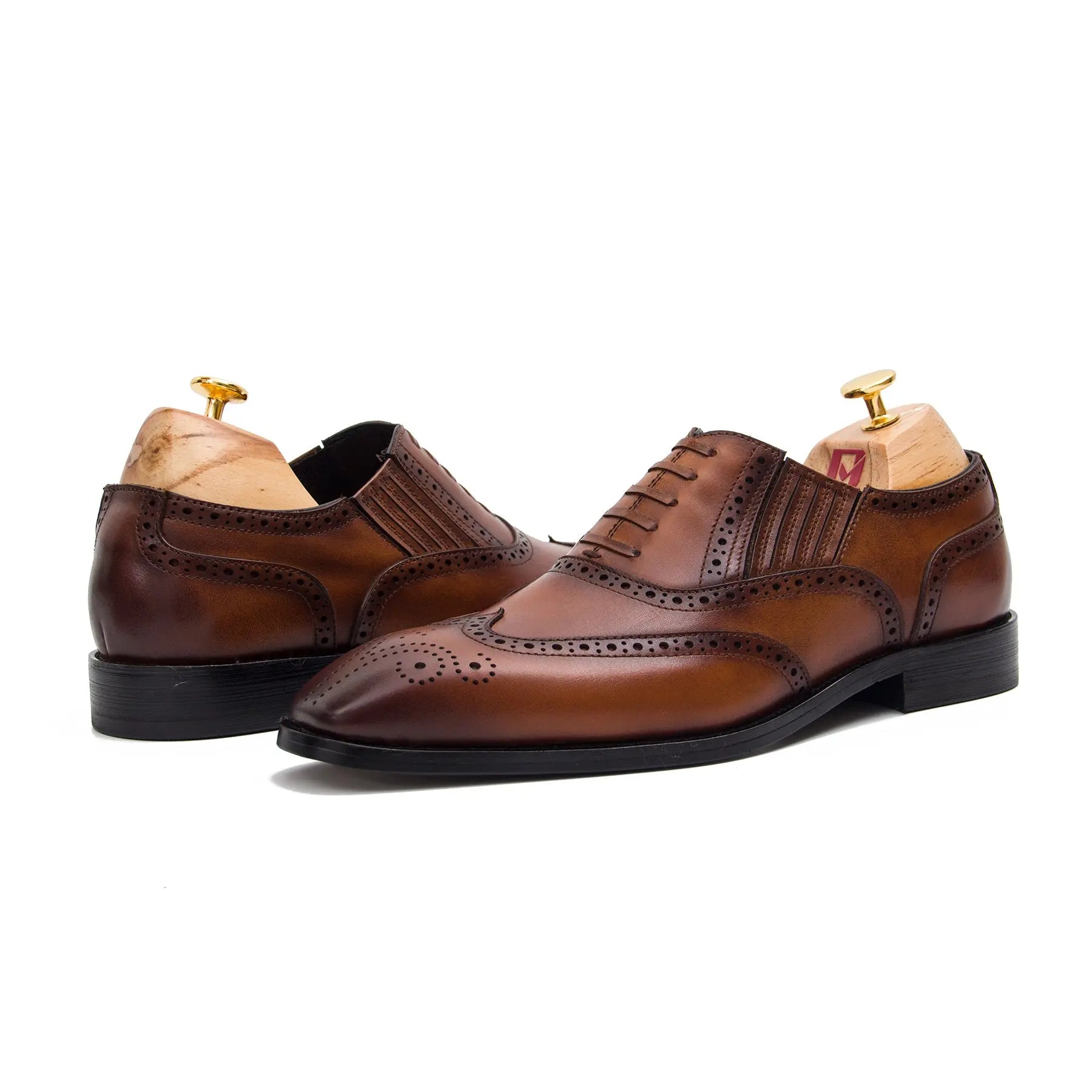 Brown wingtip dress shoes - Divinch