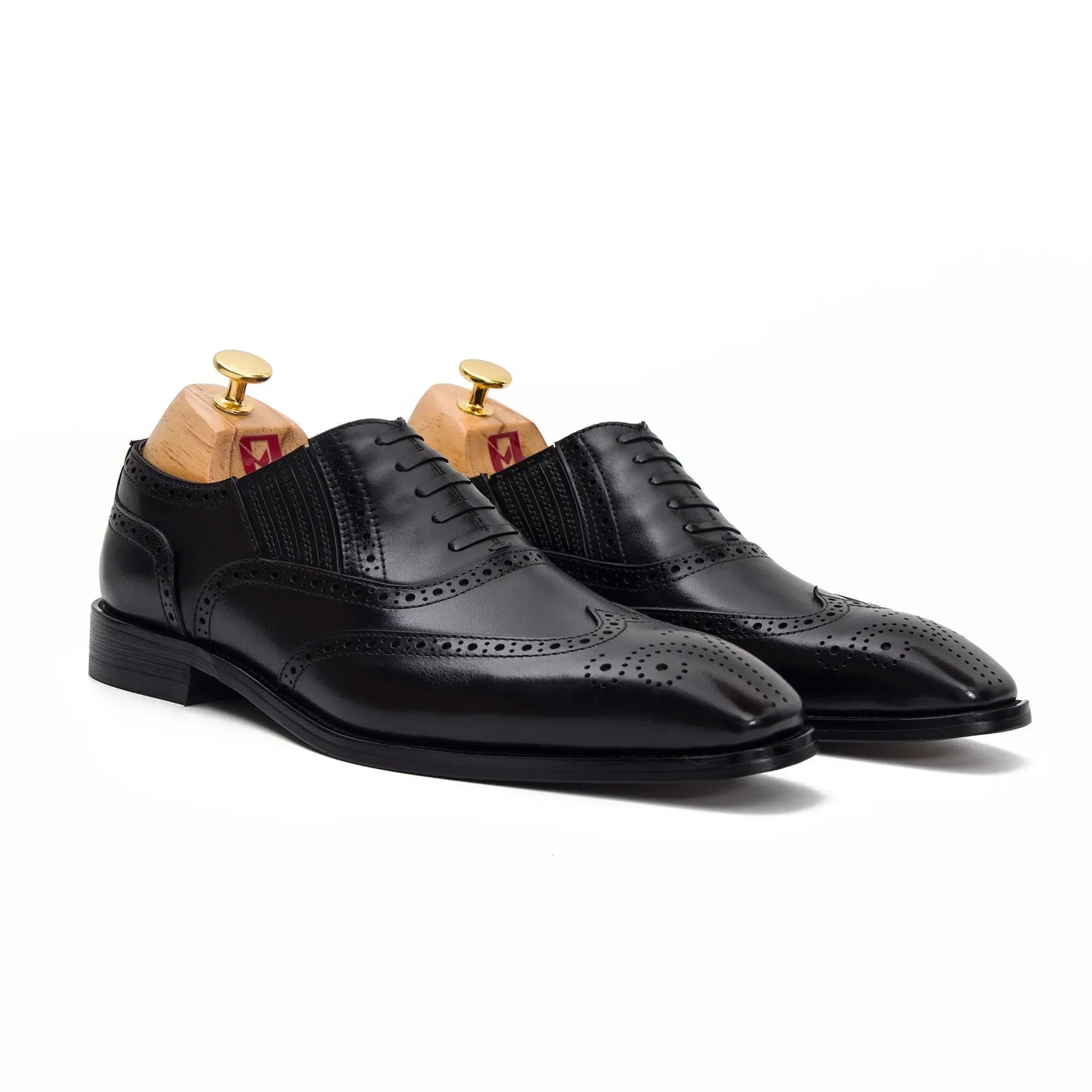 Black wingtip dress shoes - Divinch