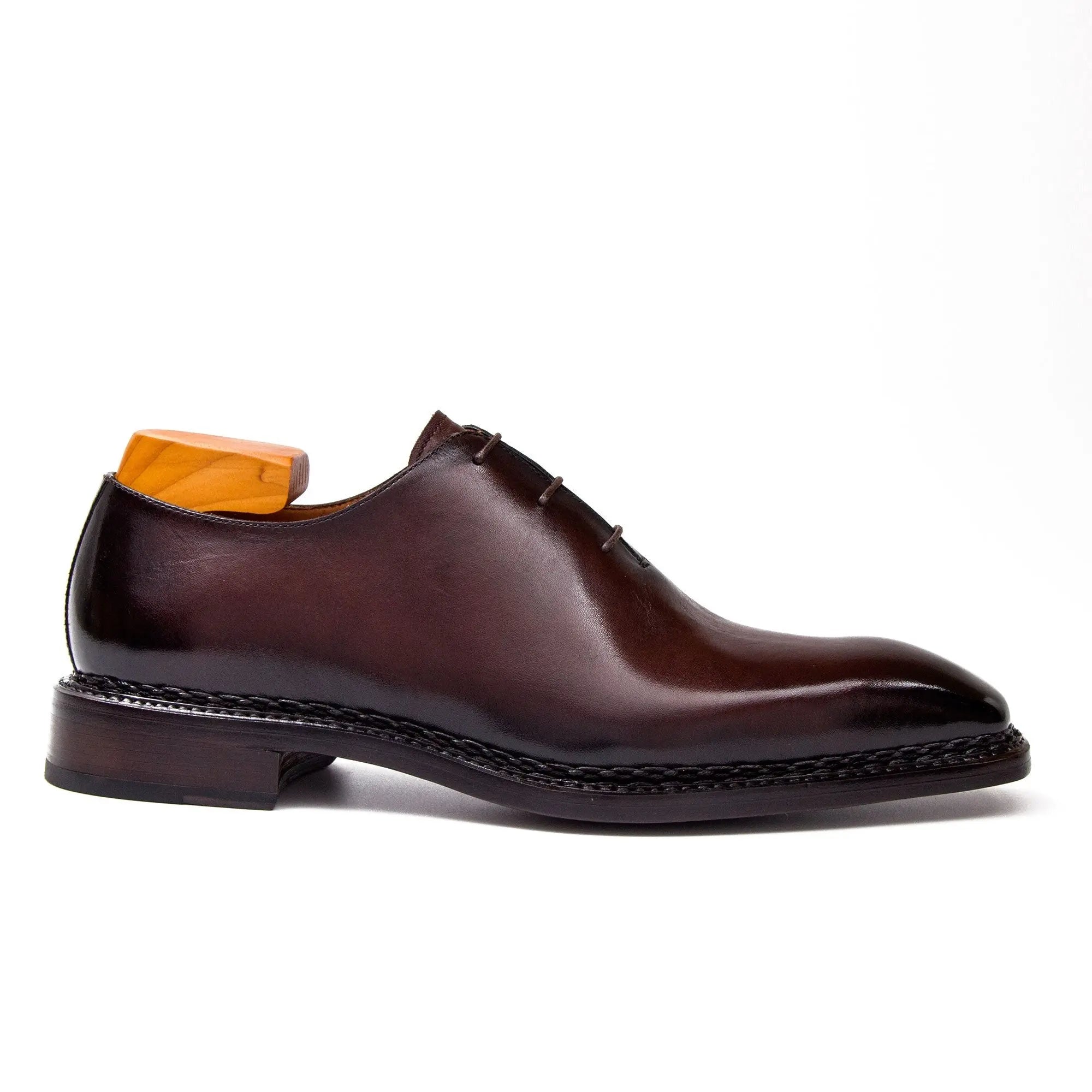 Goodyear hand-soled Oxford shoes DIVINCH