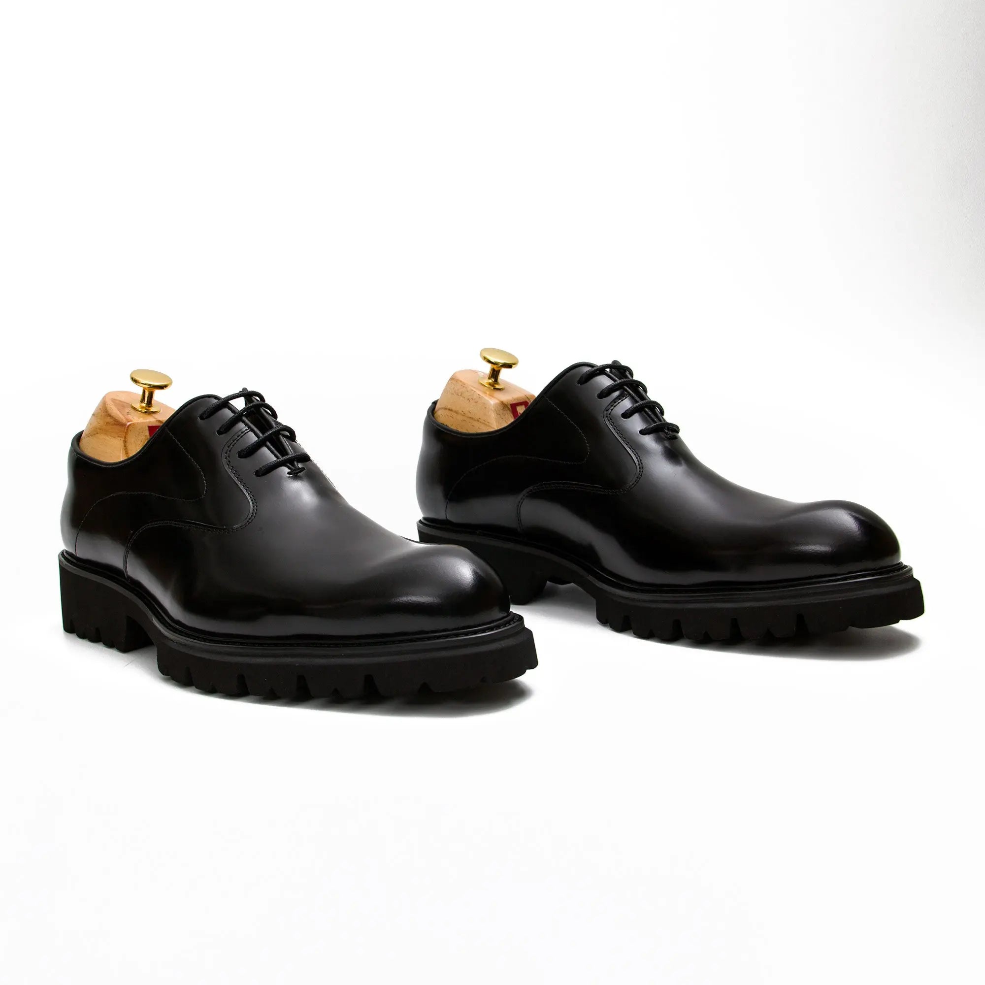 Patent leather derby shoes D96125 - Divinch