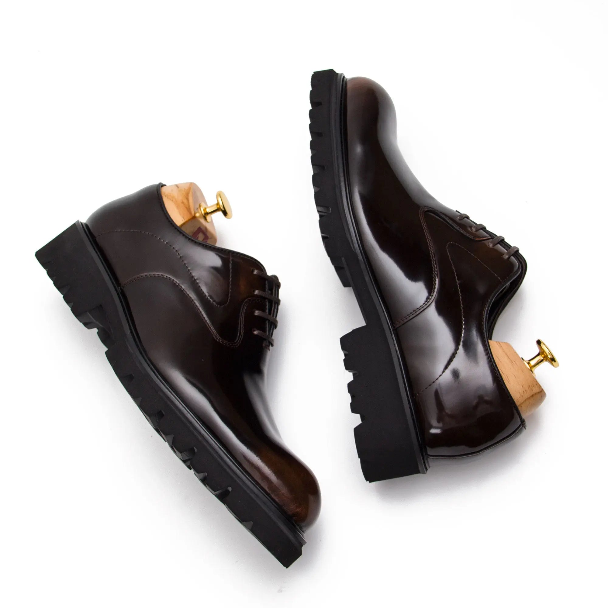 Patent leather derby shoes D96125 - Divinch