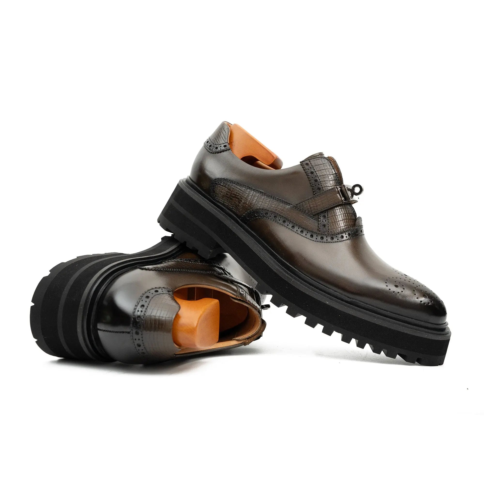 Men's Brogue Detail Leather Loafers Divinch