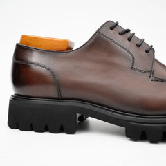 Men's Classic Brown Derby Leather Shoes with Lug Sole Divinch