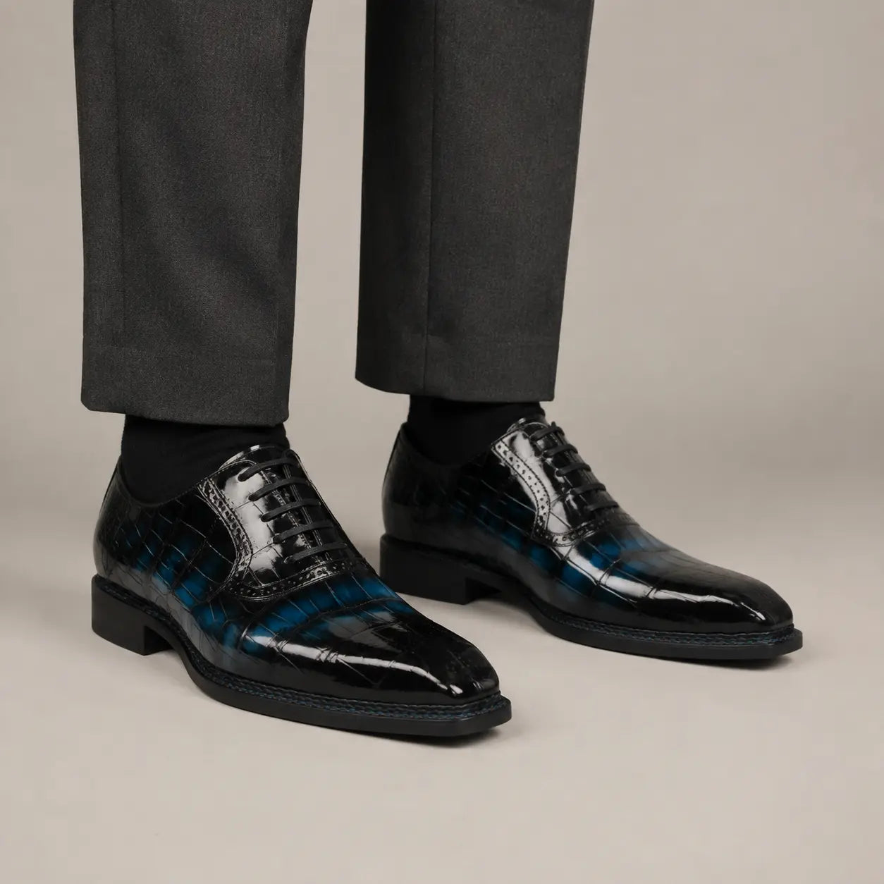 Midnight Crocodile Norwegian Oxford on-foot product photo