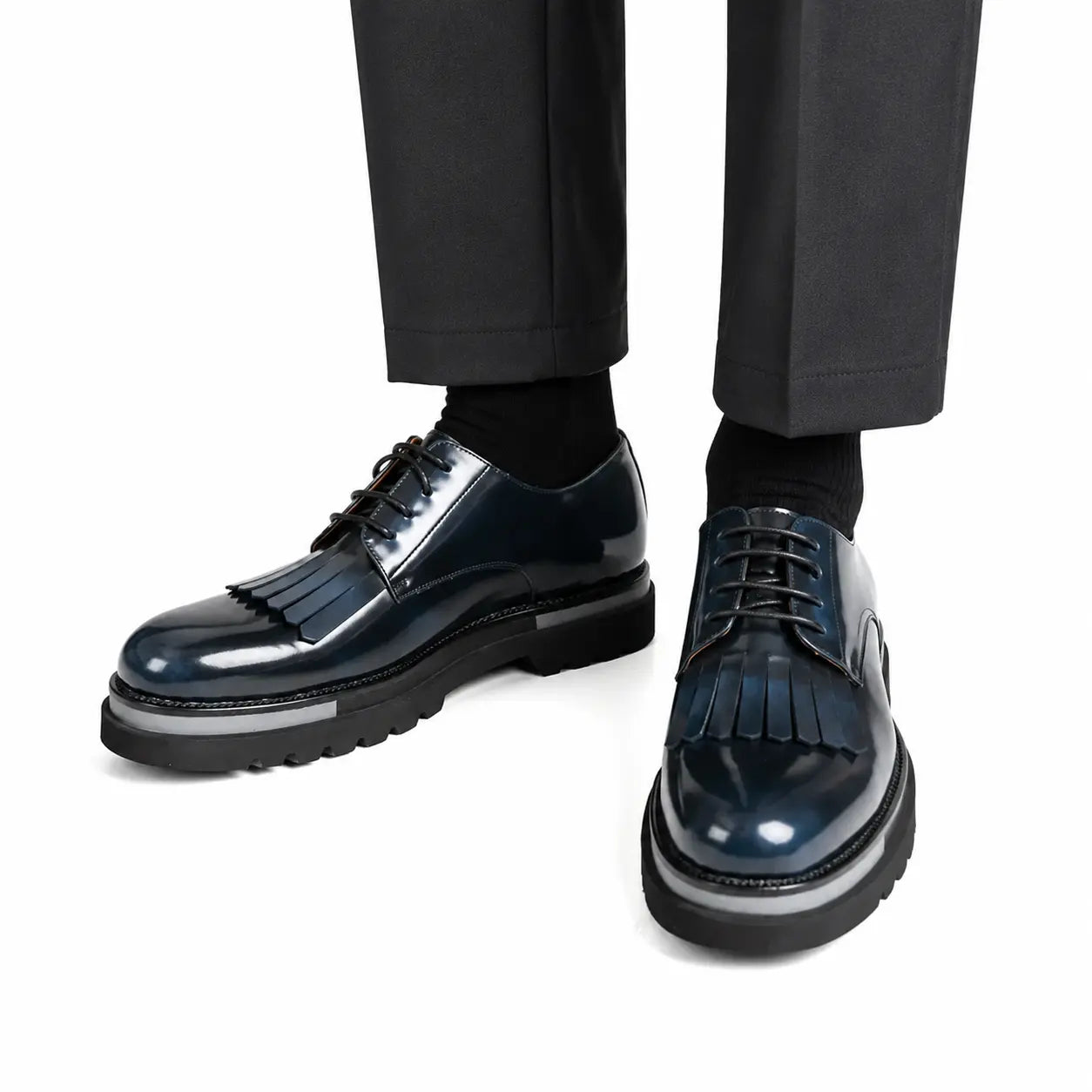 Marineblaue Patina Kiltie Derby-Schuhe