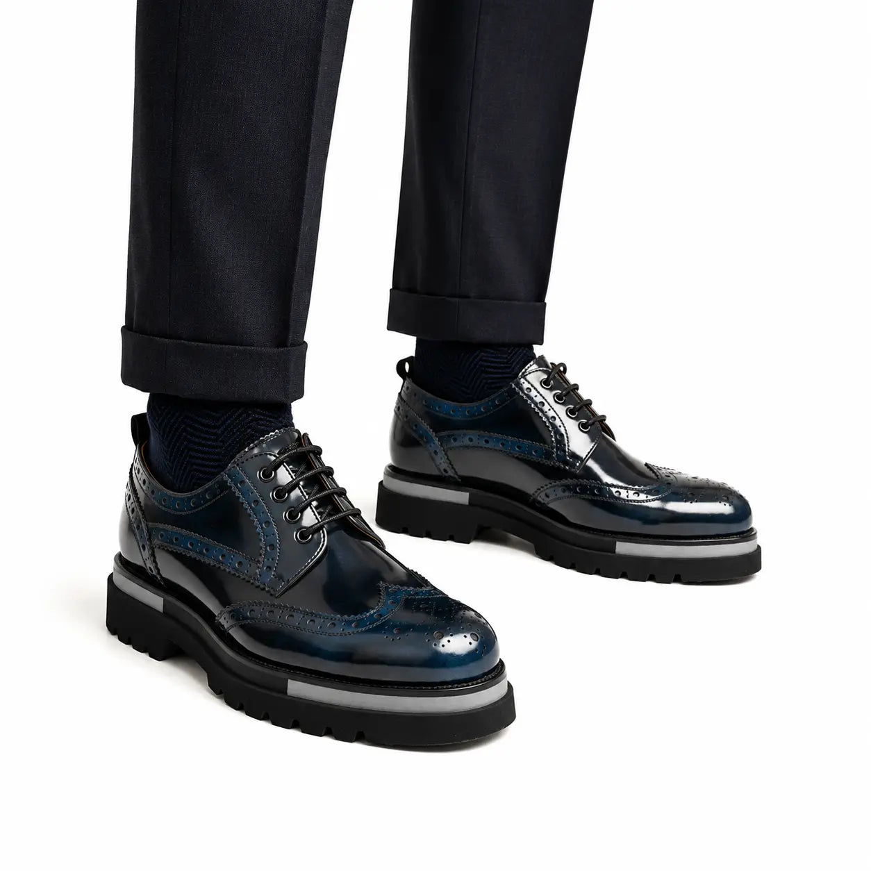 Derby con plateau a punta d'ala blu navy