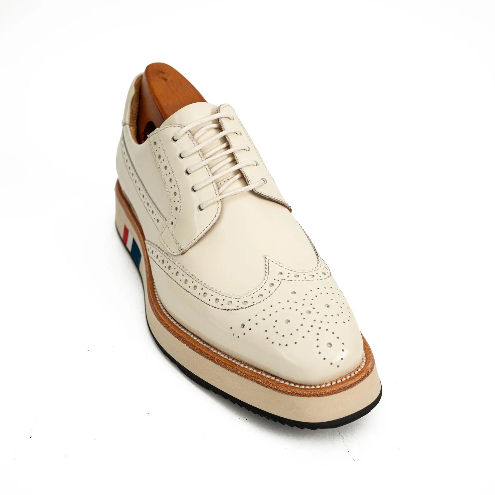 Off-White Brogues with Striped Sole Divinch