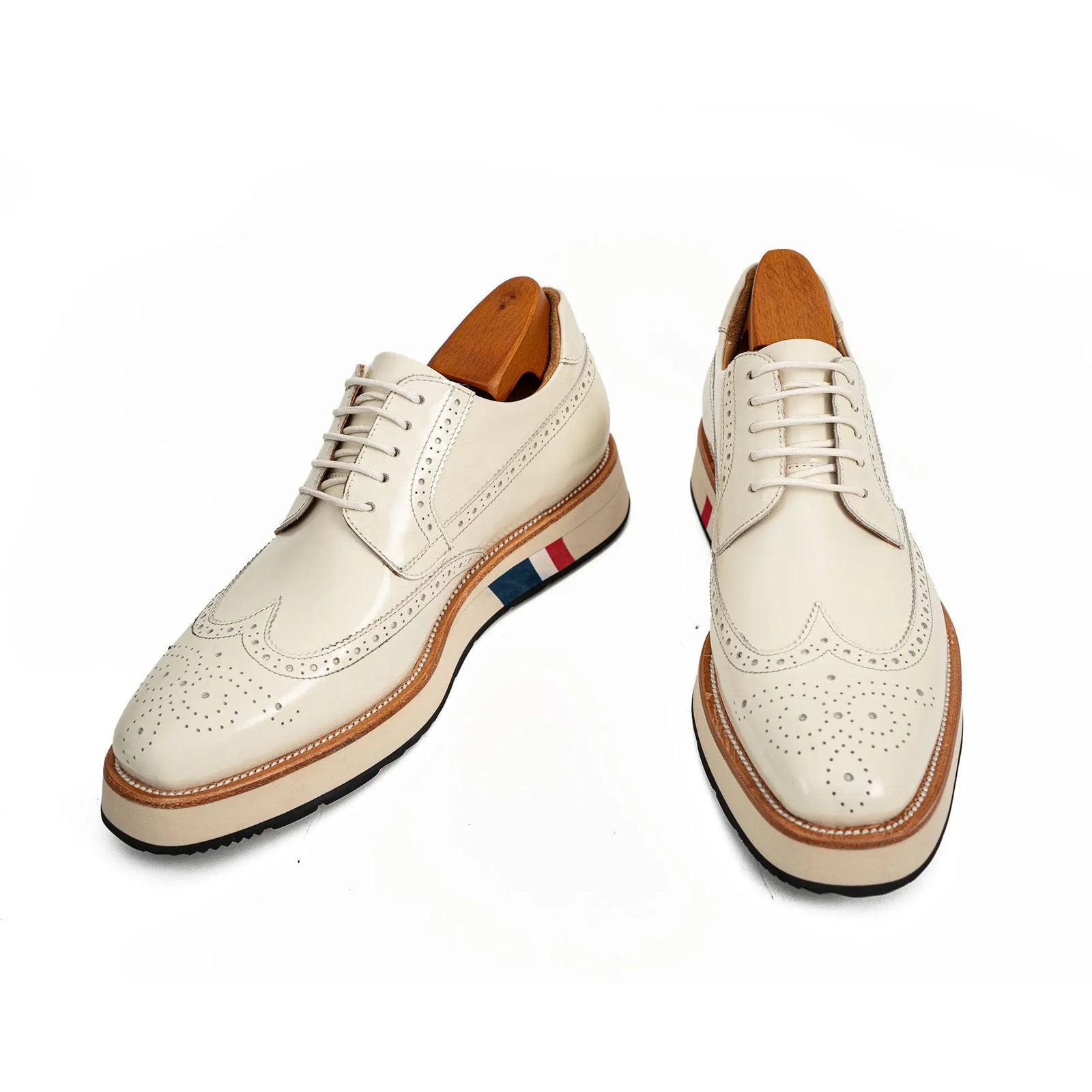 Off-White Brogues with Striped Sole Divinch