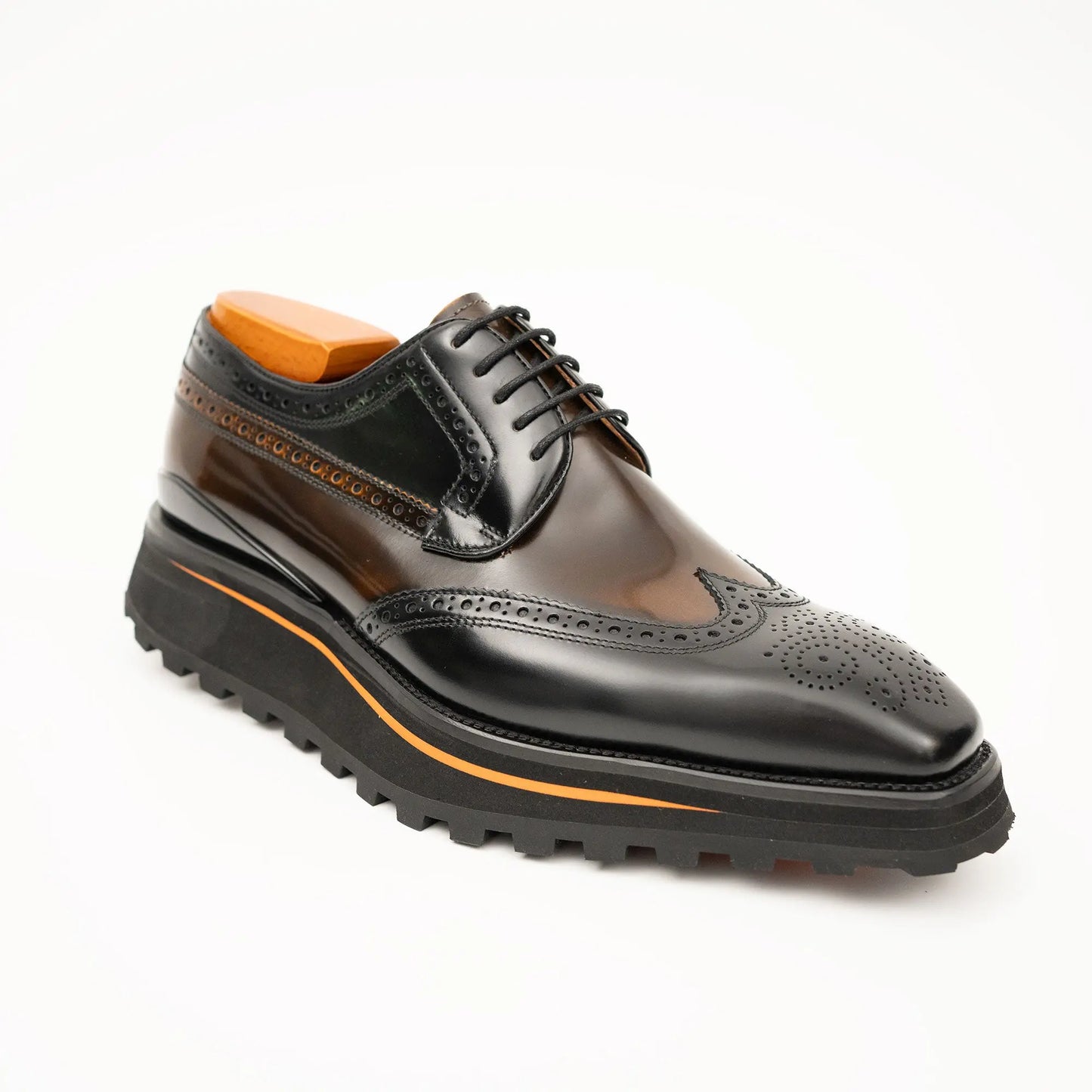 Patent leather shoes Platform brogues Black DIVINCH