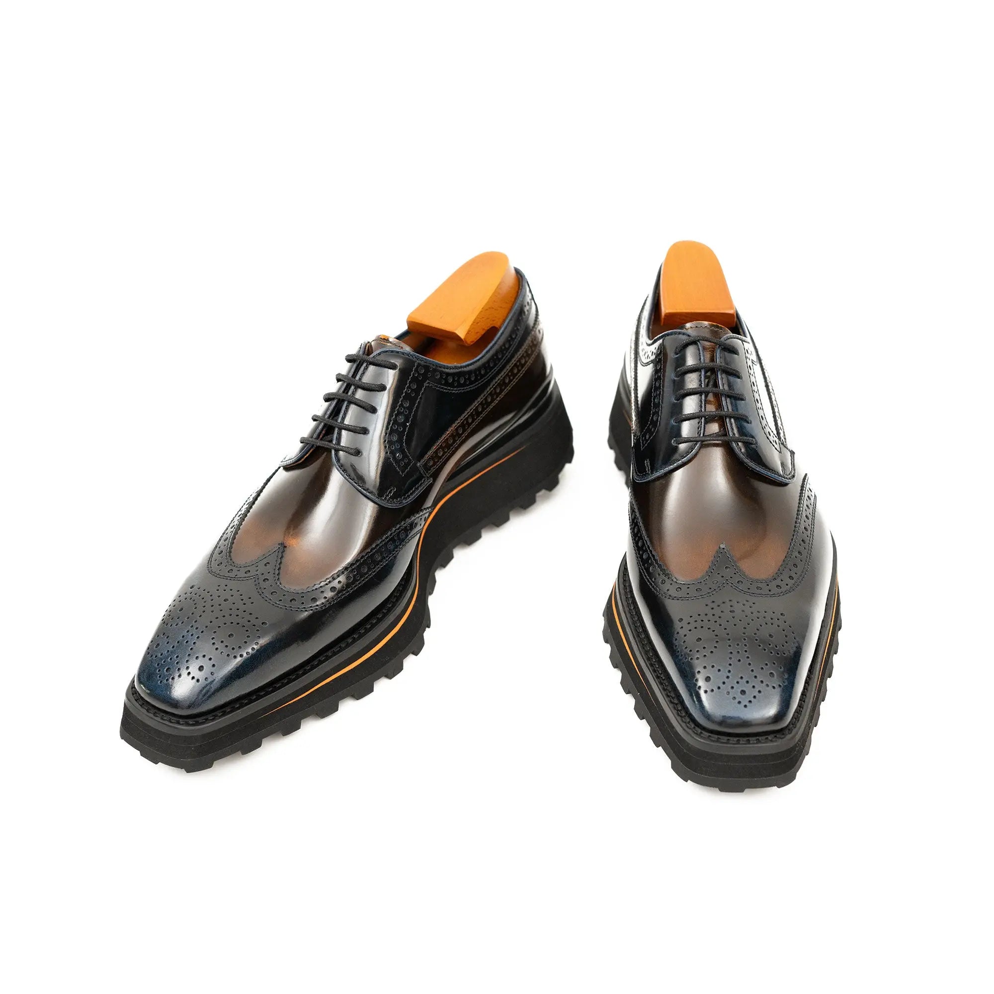 Espresso Wingtip Derby with Elevated Rubber Lug Sole Divinch Espresso Wingtip Derby with Elevated Rubber Lug Sole Divinch