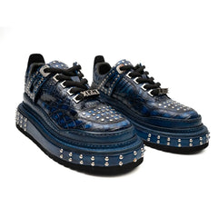 Zapatillas deportivas de plataforma con tachuelas de cocodrilo color medianoche