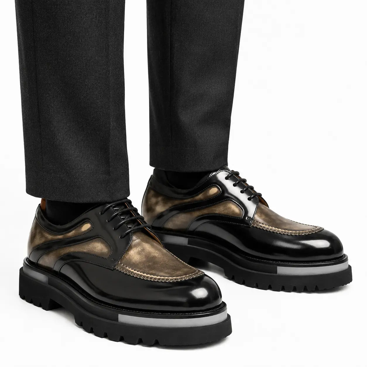 Off-White-Brogue-Schuhe mit gestreifter Sohle