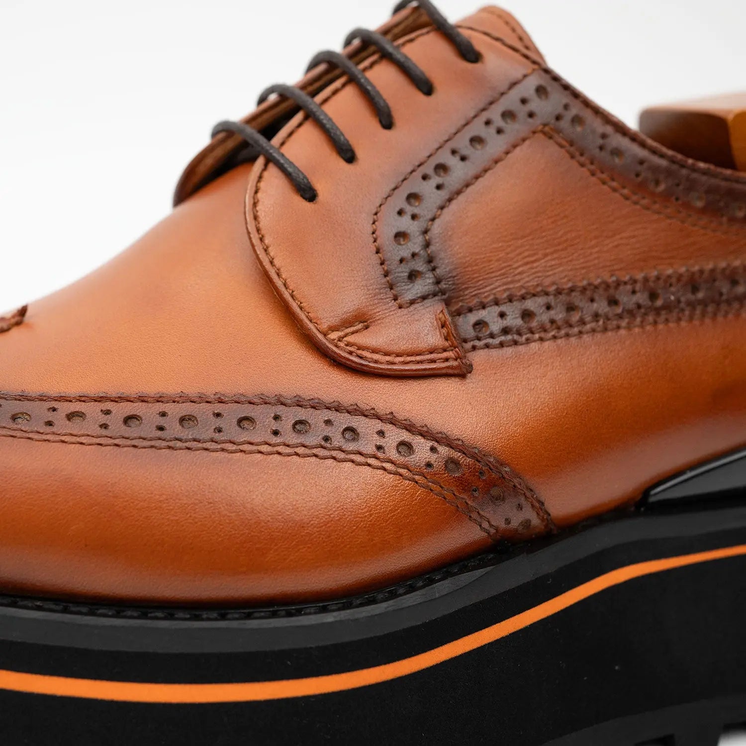 Thick-soled calfskin formal brogue derby shoes Brown Divinch