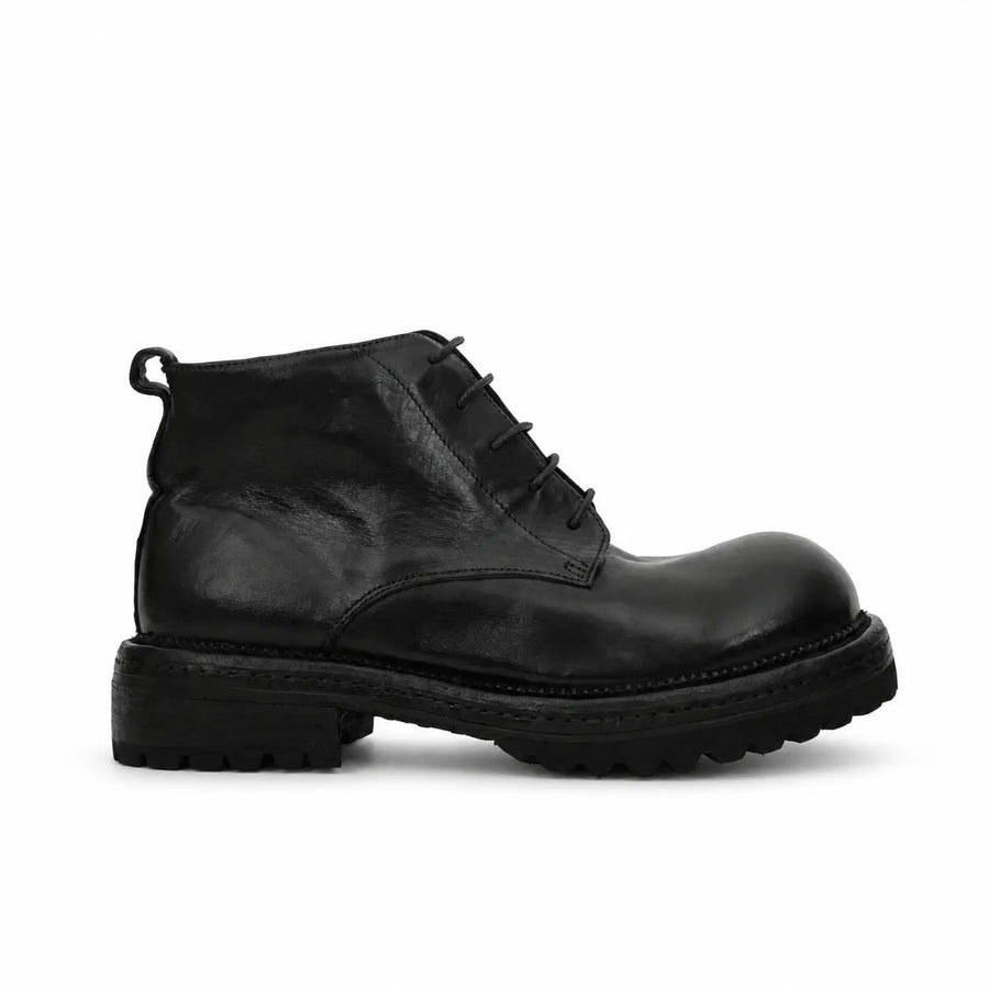 Sneakers basse in pelle con plateau e patina verde