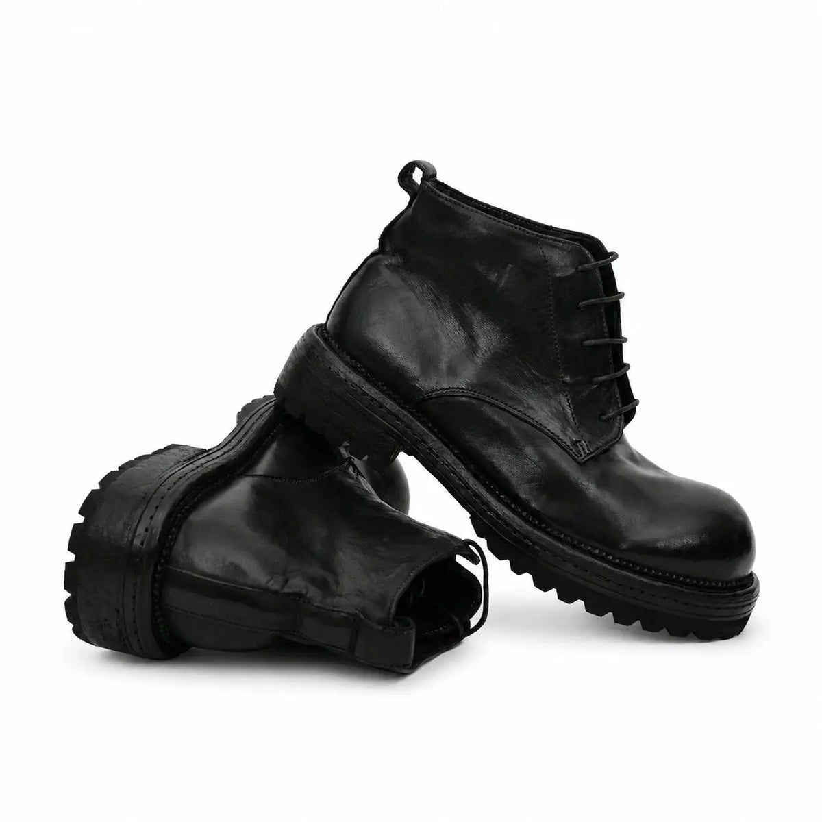 Washed Black Lug-Sole Derby Boot DIVINCH
