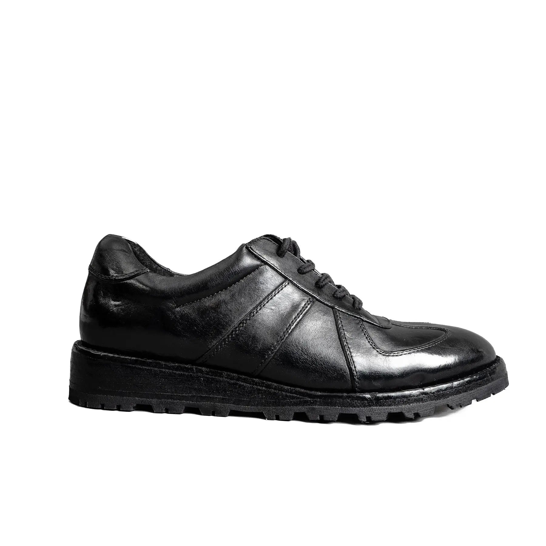 Washed Polished Leather Lug Sole Shoes