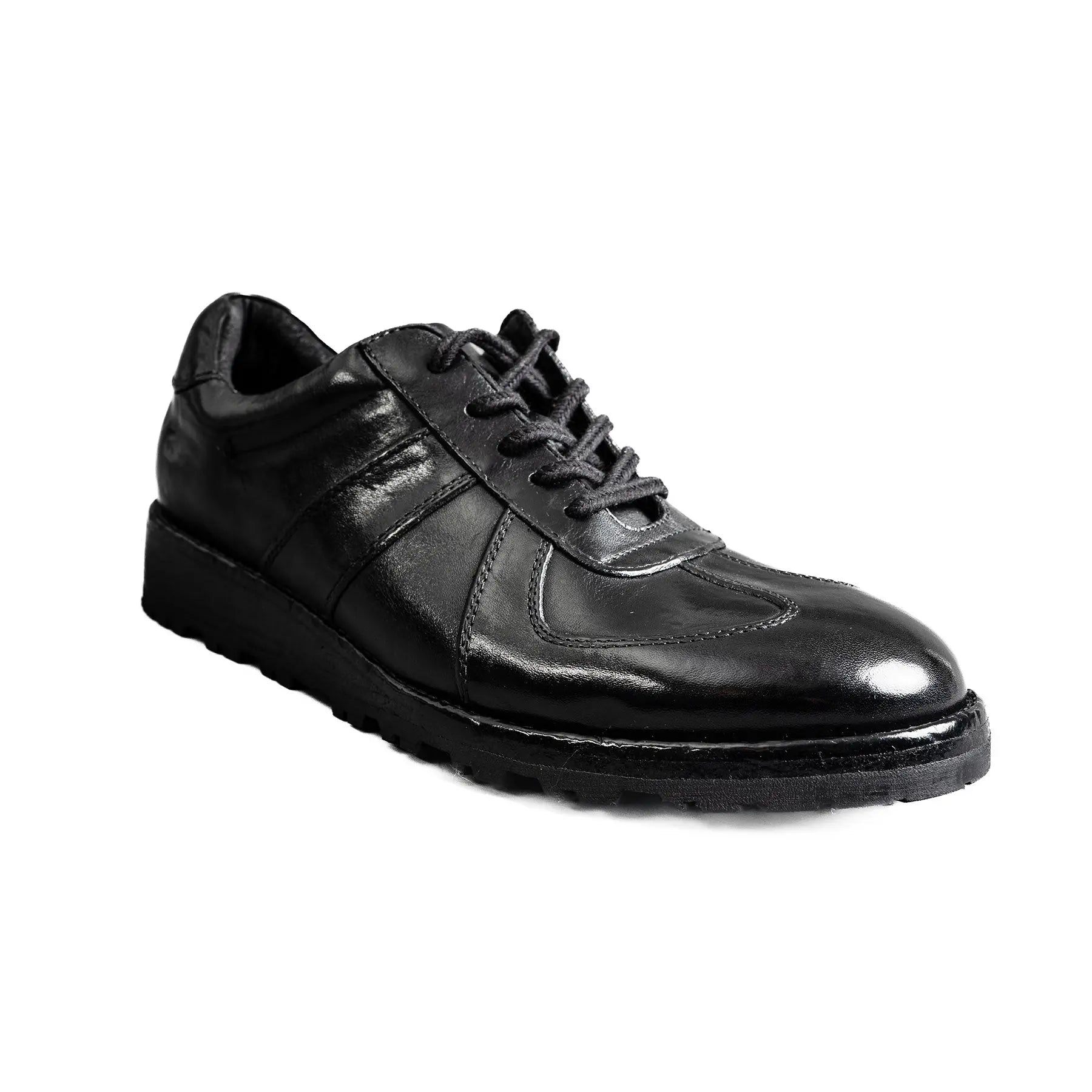 Washed Polished Leather Lug Sole Shoes