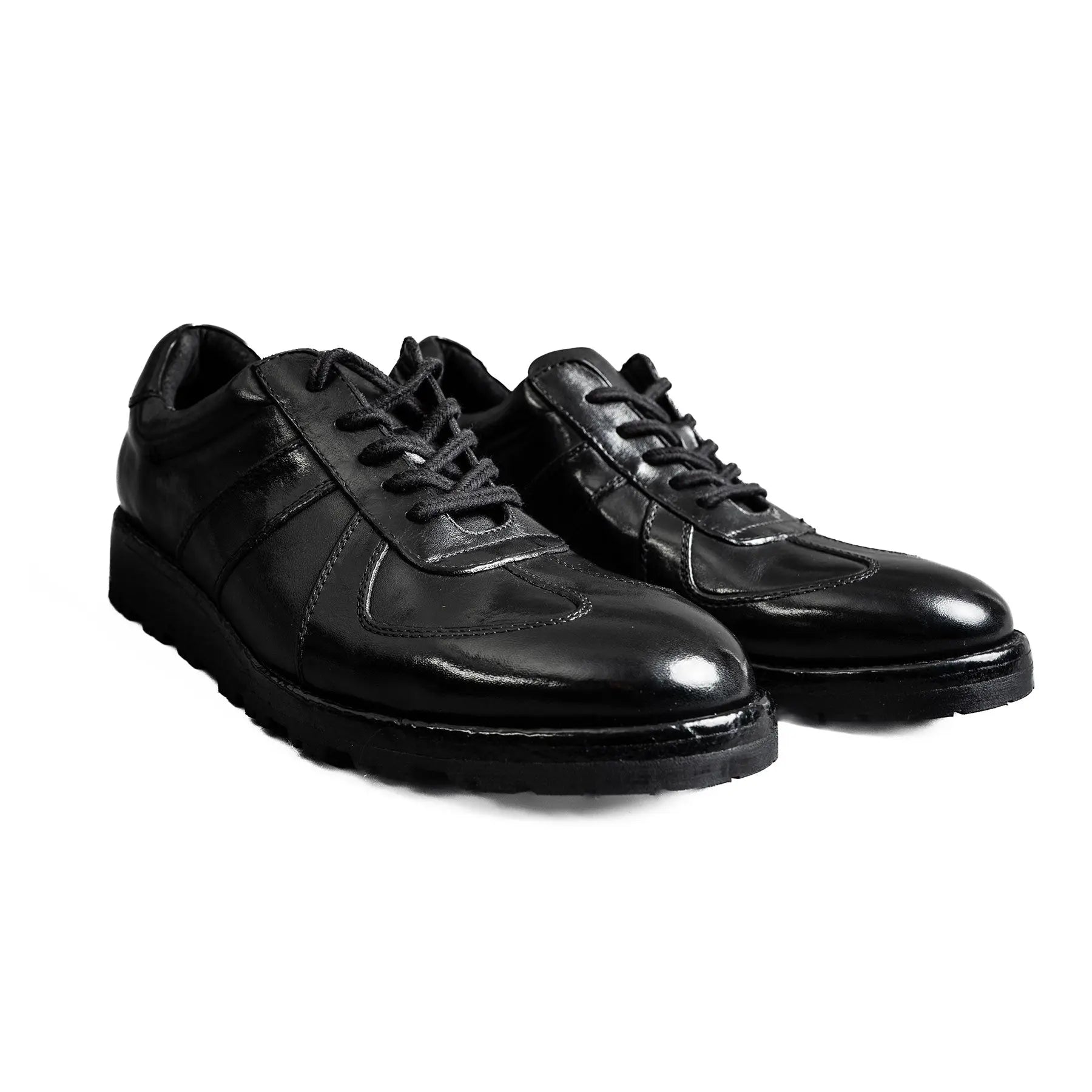 Washed Polished Leather Lug Sole Shoes