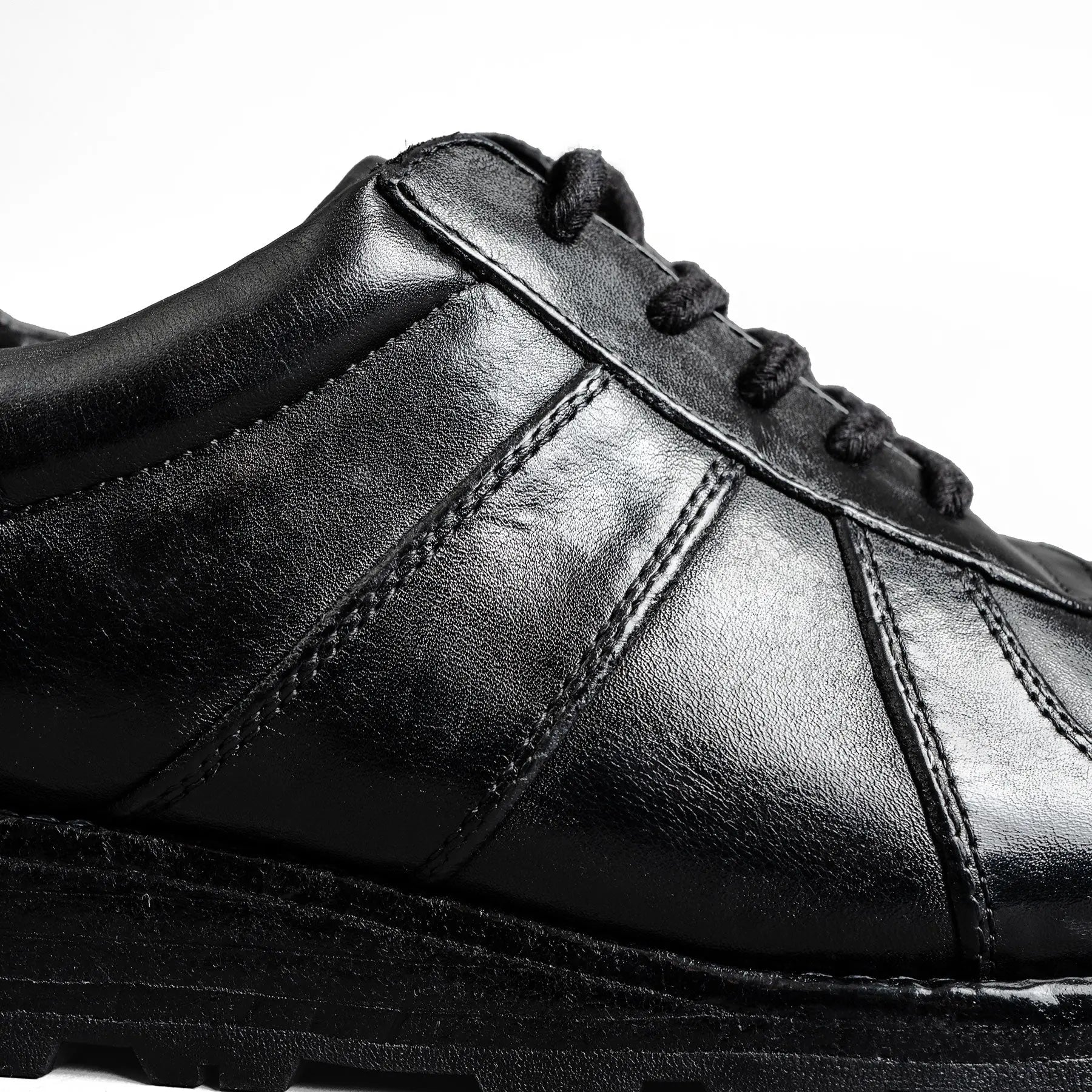 Washed Polished Leather Lug Sole Shoes
