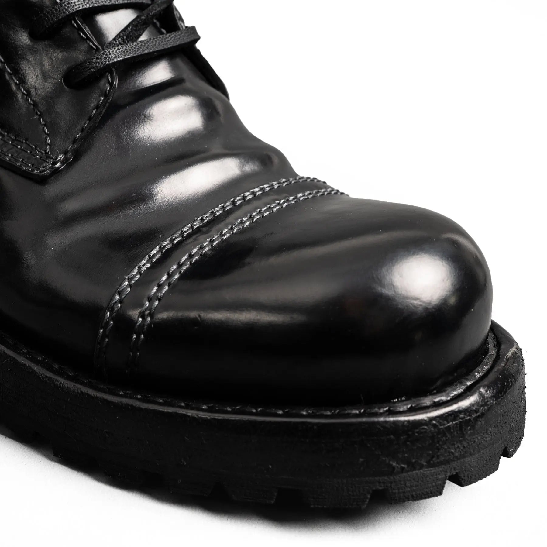 Shell Cordovan Vibram Boots